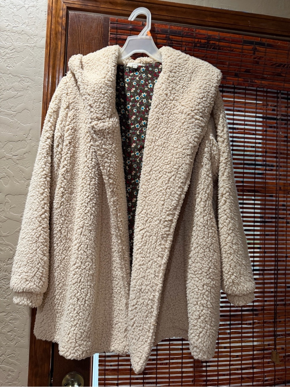 Easel hoodie jacket